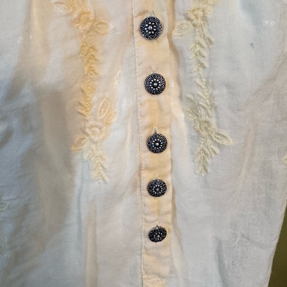 Nine West Cream 3/4 Sleeve Buttoned Blouse - Picture 3 of 13